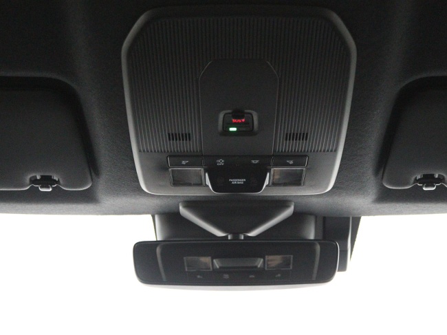 Toyota Urban Cruiser - Active 49 kWh