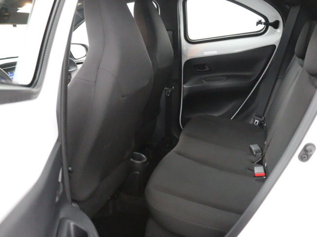 Toyota Aygo X - 1.0 VVT-i MT Play