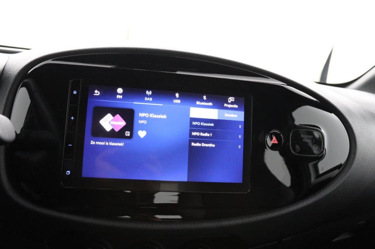 Toyota Aygo X - 1.0 VVT-i MT Play 15