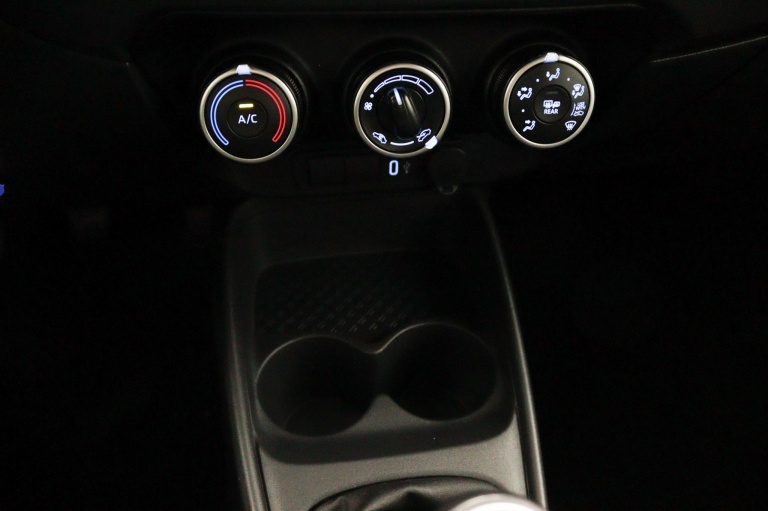 Toyota Aygo X - 1.0 VVT-i MT Play 16