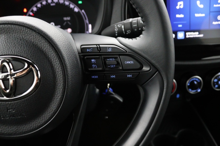 Toyota Aygo X - 1.0 VVT-i MT Play 18