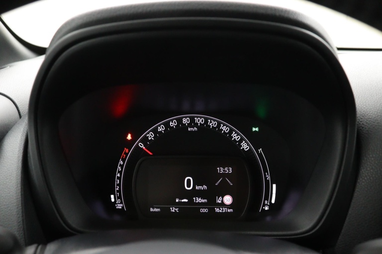 Toyota Aygo X - 1.0 VVT-i MT Play 20