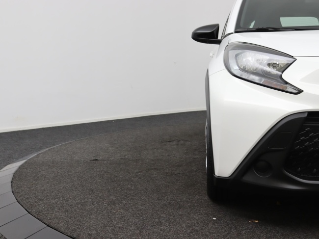 Toyota Aygo X - 1.0 VVT-i MT Play
