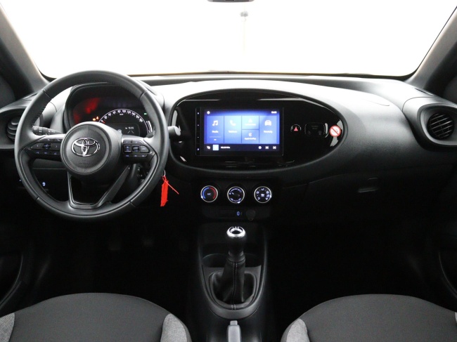 Toyota Aygo X - 1.0 VVT-i MT Play