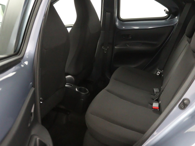 Toyota Aygo X - 1.0 VVT-i MT Play