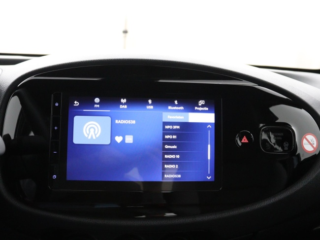 Toyota Aygo X - 1.0 VVT-i MT Play