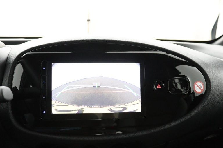 Toyota Aygo X - 1.0 VVT-i MT Play 15