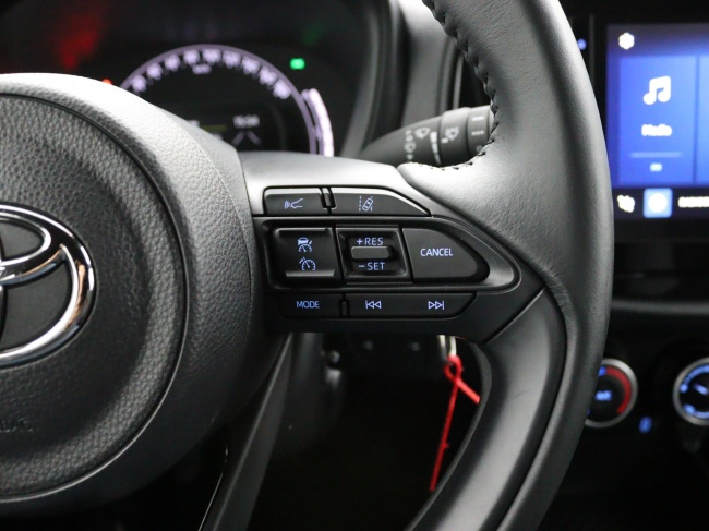 Toyota Aygo X - 1.0 VVT-i MT Play