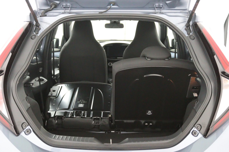 Toyota Aygo X - 1.0 VVT-i MT Play 25