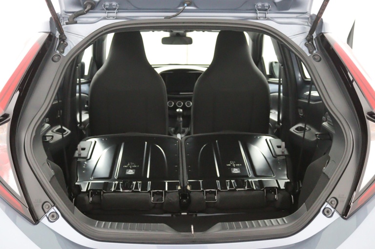 Toyota Aygo X - 1.0 VVT-i MT Play 26