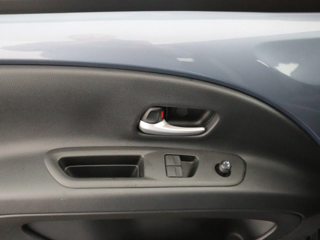 Toyota Aygo X - 1.0 VVT-i MT Play