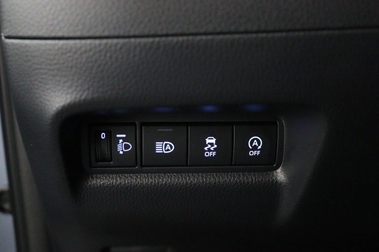 Toyota Aygo X - 1.0 VVT-i MT Play 29