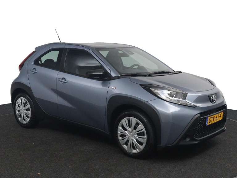 Toyota Aygo X - 1.0 VVT-i MT Play 3