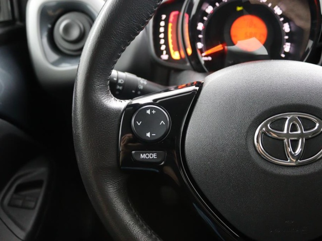 Toyota Aygo - 1.0 VVT-i x-play