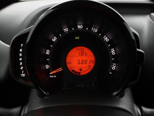 Toyota Aygo - 1.0 VVT-i x-play