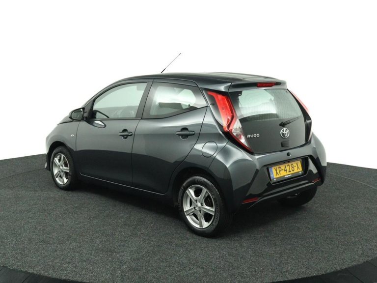 Toyota Aygo - 1.0 VVT-i x-play 4
