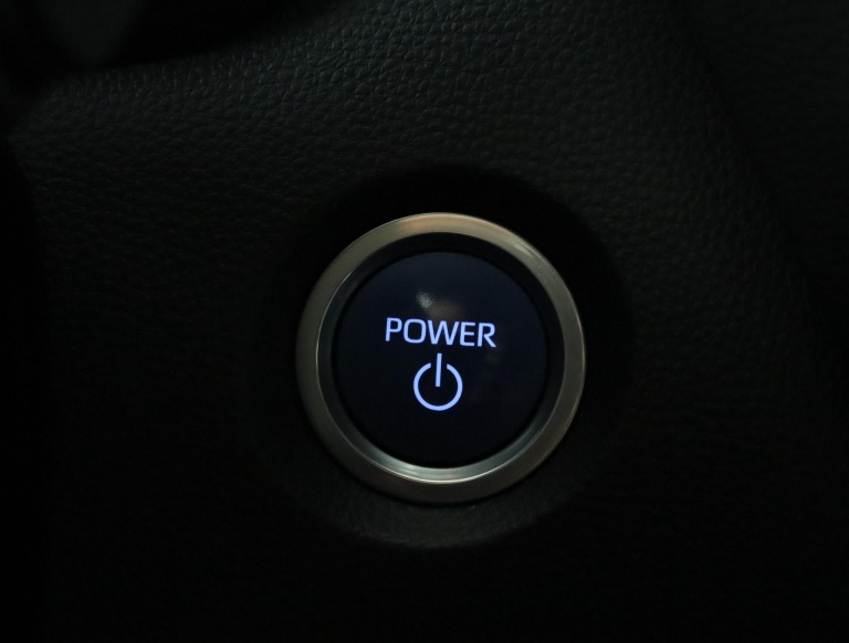 Toyota Corolla Touring Sports - 1.8 Hybrid TeamNL 22