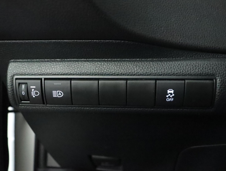 Toyota Corolla Touring Sports - 1.8 Hybrid TeamNL 33