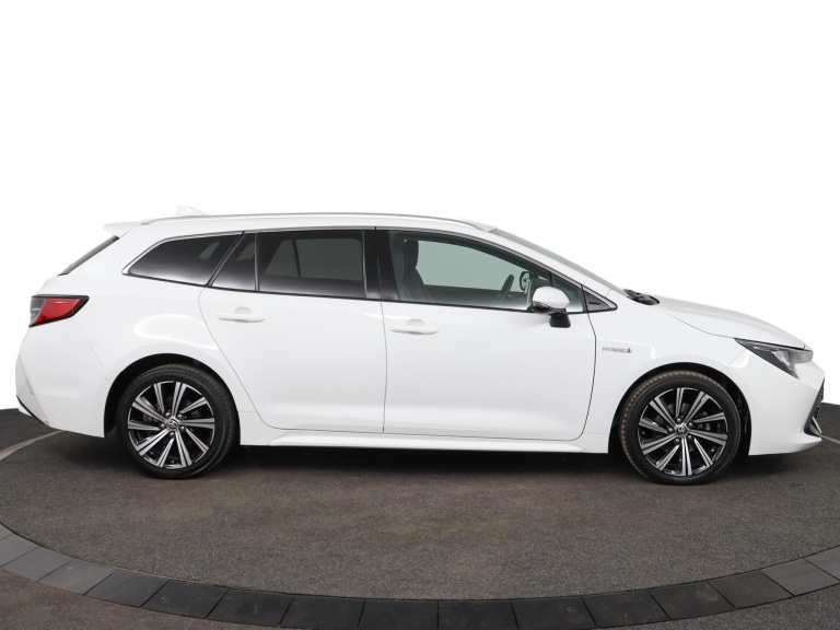 Toyota Corolla Touring Sports - 1.8 Hybrid TeamNL 6