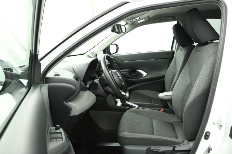 Toyota Yaris Cross - 1.5 Hybrid Executive Limited 17