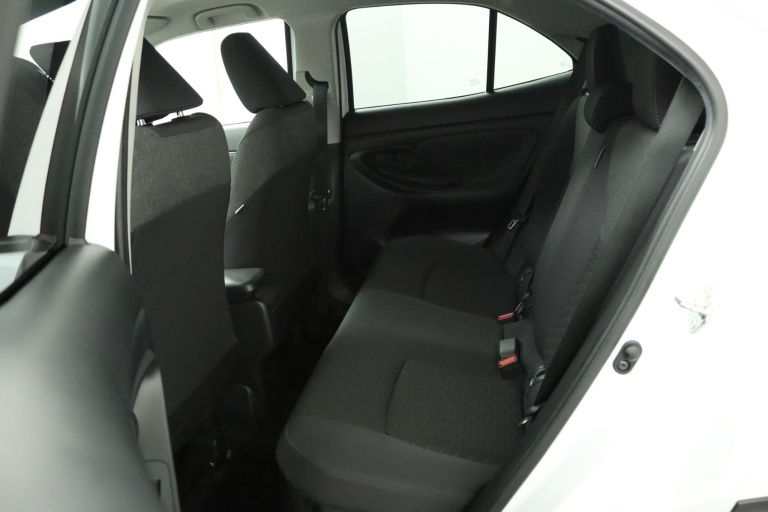 Toyota Yaris Cross - 1.5 Hybrid Executive Limited 18