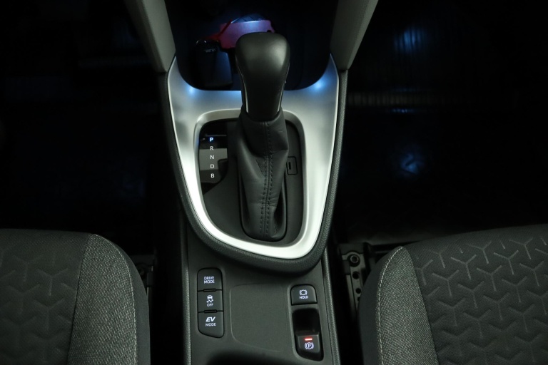 Toyota Yaris Cross - 1.5 Hybrid Executive Limited 27