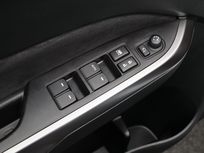 Suzuki Vitara - 1.4 Boosterjet Style Smart Hybrid