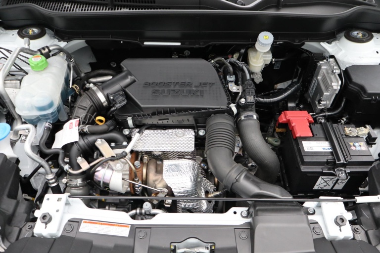 Suzuki Vitara - 1.4 Boosterjet Style Smart Hybrid 32