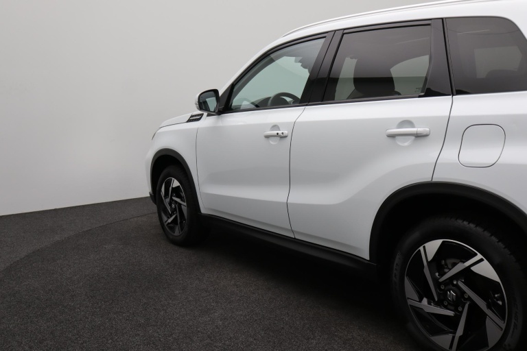 Suzuki Vitara - 1.4 Boosterjet Style Smart Hybrid 34