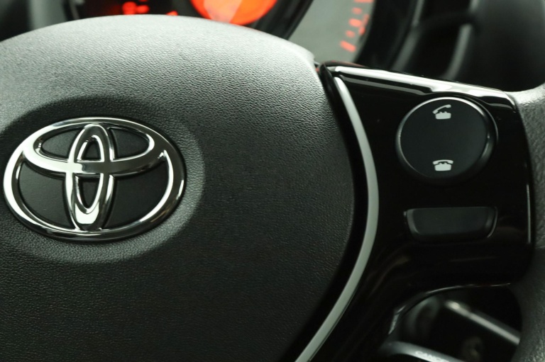 Toyota Aygo - 1.0 VVT-i x-fun 19