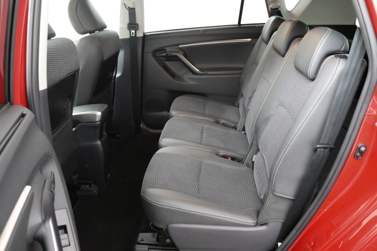 Toyota Verso - 1.8 VVT-i Dynamic Business 12