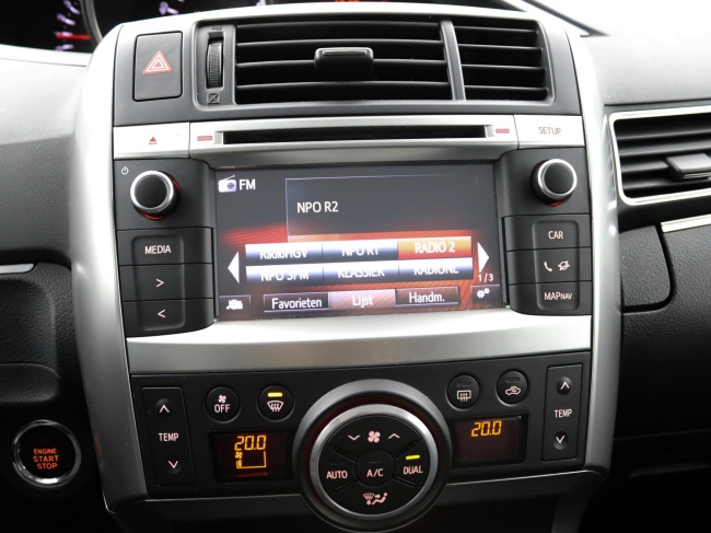 Toyota Verso - 1.8 VVT-i Dynamic Business