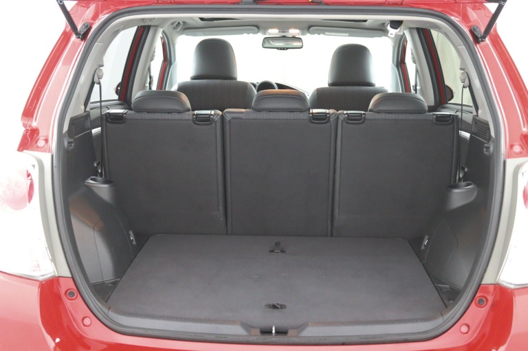 Toyota Verso - 1.8 VVT-i Dynamic Business 29