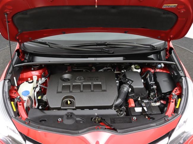 Toyota Verso - 1.8 VVT-i Dynamic Business