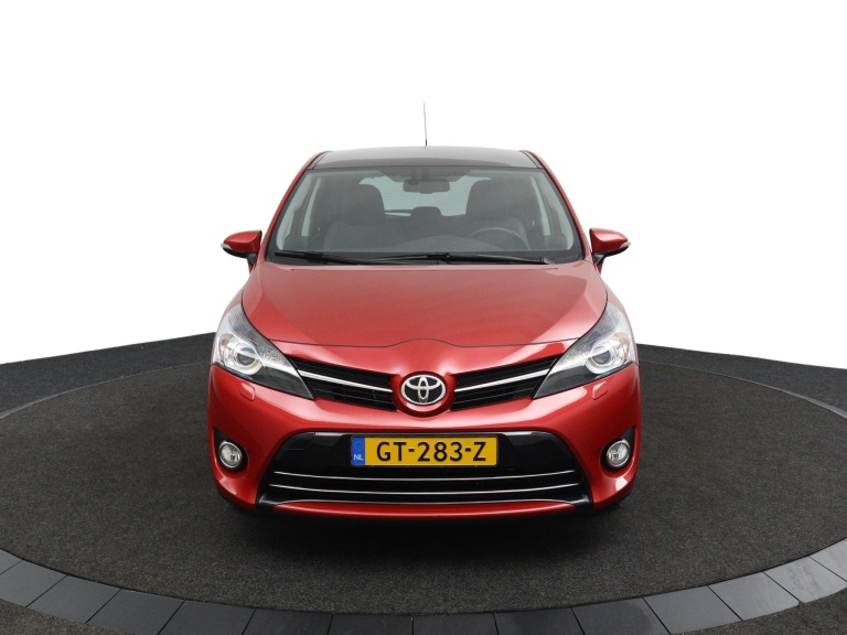 Toyota Verso - 1.8 VVT-i Dynamic Business 7
