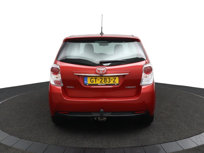 Toyota Verso - 1.8 VVT-i Dynamic Business