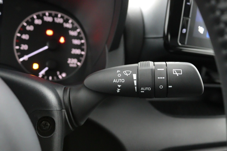 Toyota Yaris - 1.5 Hybrid 115 Comfort 21