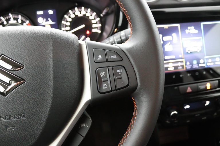 Suzuki Vitara - 1.4 Boosterjet Smart Hybrid Special Edition 19