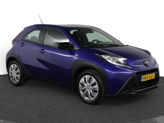 Toyota Aygo X - 1.0 VVT-i MT Play