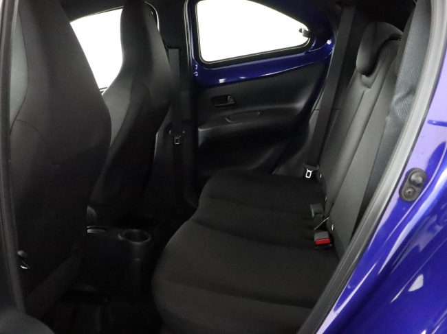 Toyota Aygo X - 1.0 VVT-i MT Play