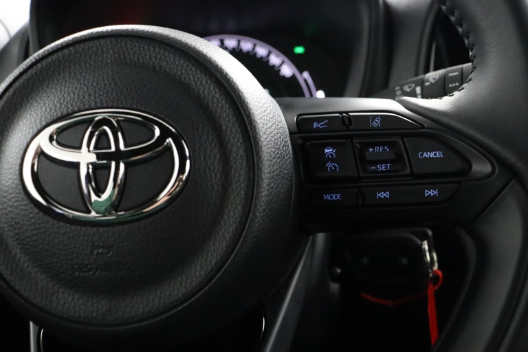 Toyota Aygo X - 1.0 VVT-i MT Play 21