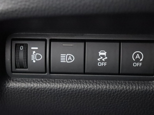 Toyota Aygo X - 1.0 VVT-i MT Play