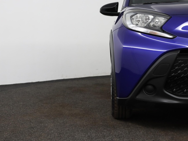 Toyota Aygo X - 1.0 VVT-i MT Play