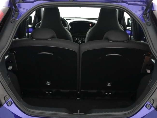 Toyota Aygo X - 1.0 VVT-i MT Play