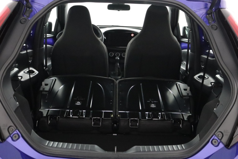 Toyota Aygo X - 1.0 VVT-i MT Play 36