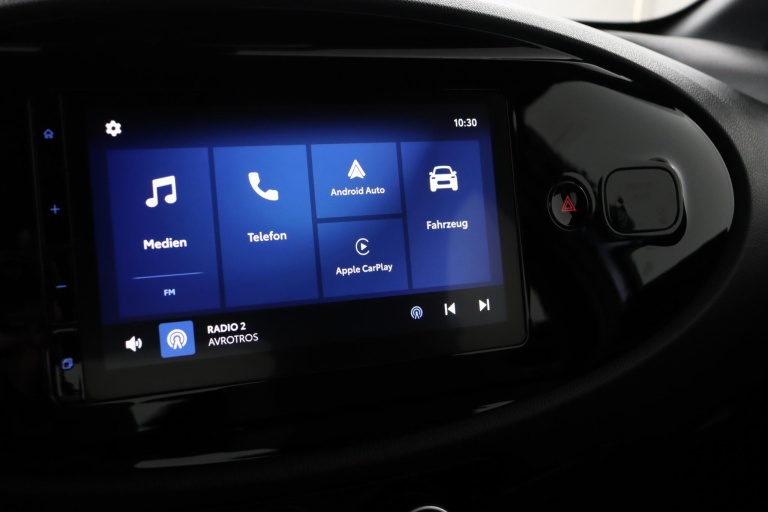 Toyota Aygo X - 1.0 VVT-i MT Play 38