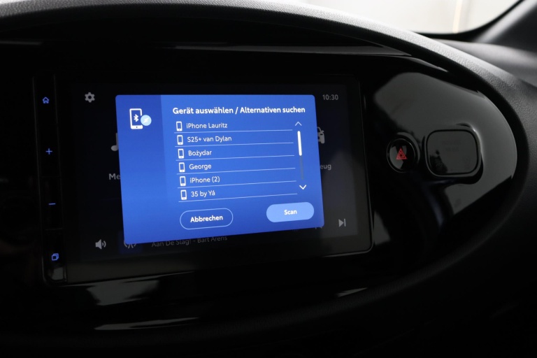 Toyota Aygo X - 1.0 VVT-i MT Play 39