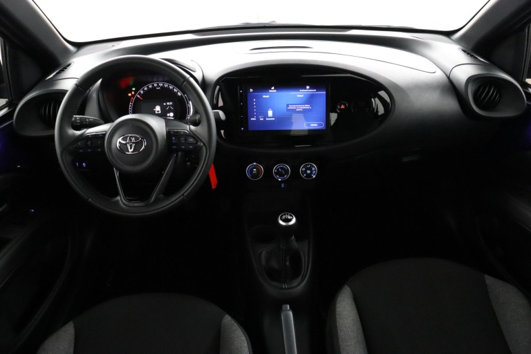 Toyota Aygo X - 1.0 VVT-i MT Play 4