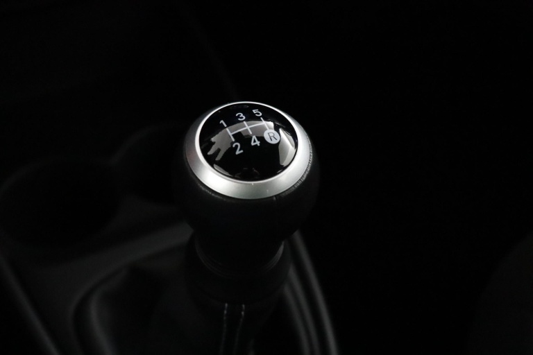 Toyota Aygo X - 1.0 VVT-i MT Play 42