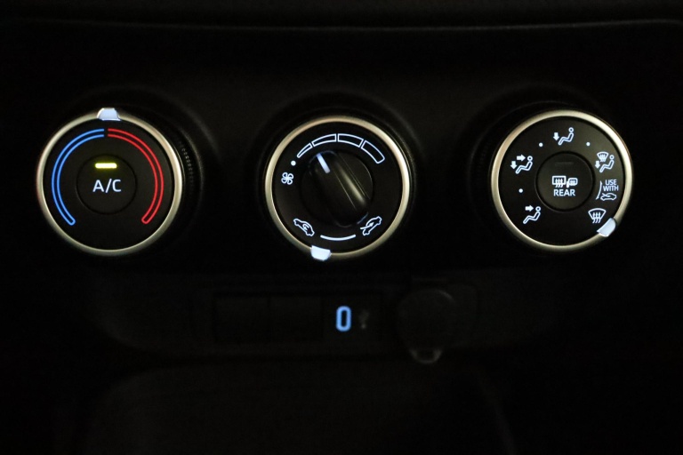 Toyota Aygo X - 1.0 VVT-i MT Play 7